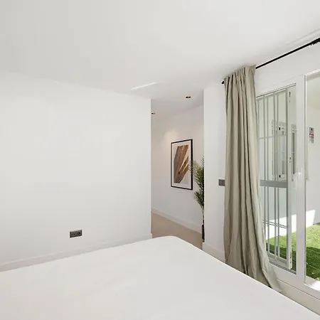 5 Bedroom Luxury W Pool, Garage And Amazing Views Διαμέρισμα