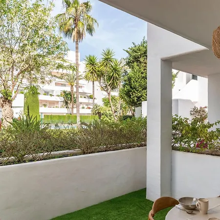 5 Bedroom Luxury W Pool, Garage And Amazing Views * Marbella