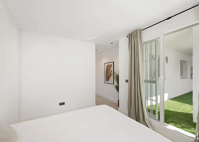 5 Bedroom Luxury W Pool, Garage And Amazing Views Apartmán