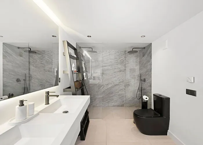 アパート 5 Bedroom Luxury W Pool, Garage And Amazing Views