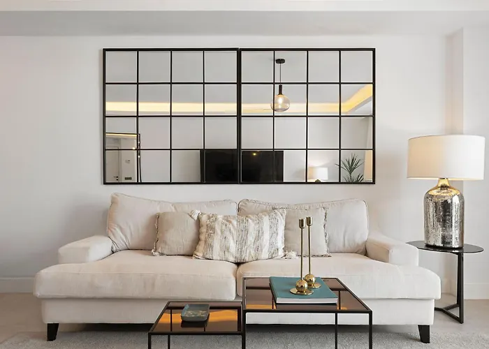 5 Bedroom Luxury W Pool, Garage And Amazing Views Apartment Marbella